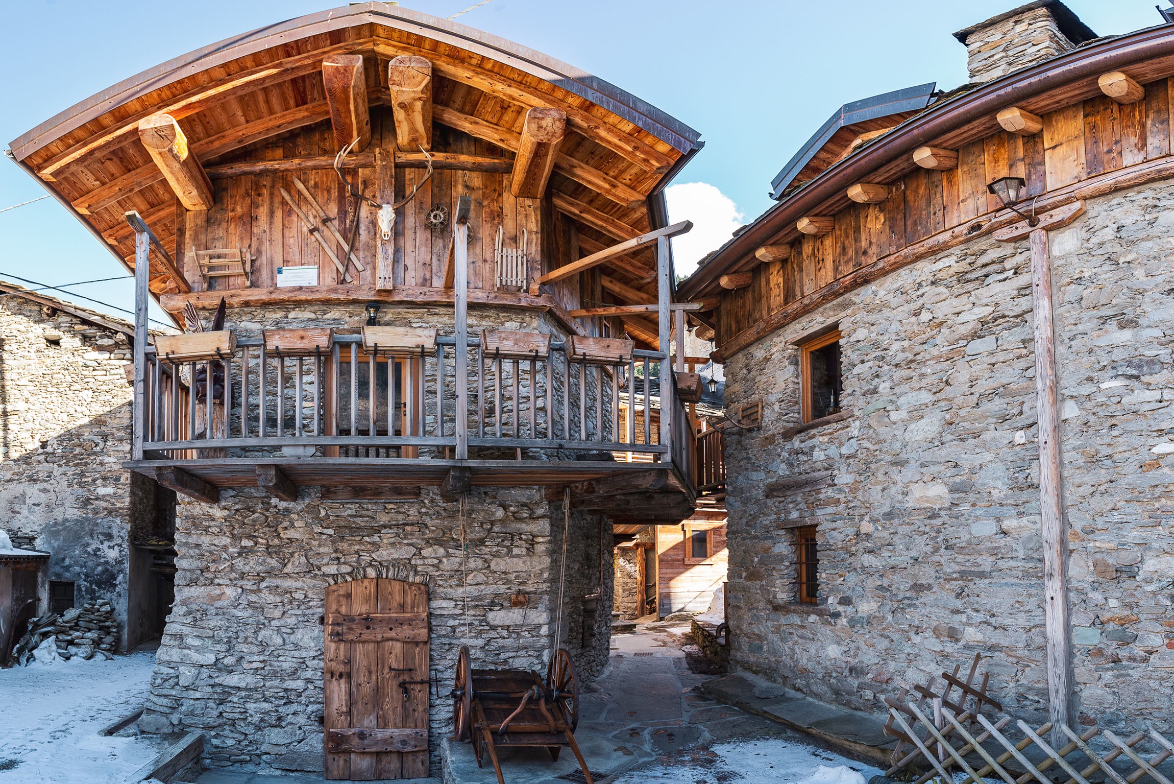 recupero architettura storica alpina